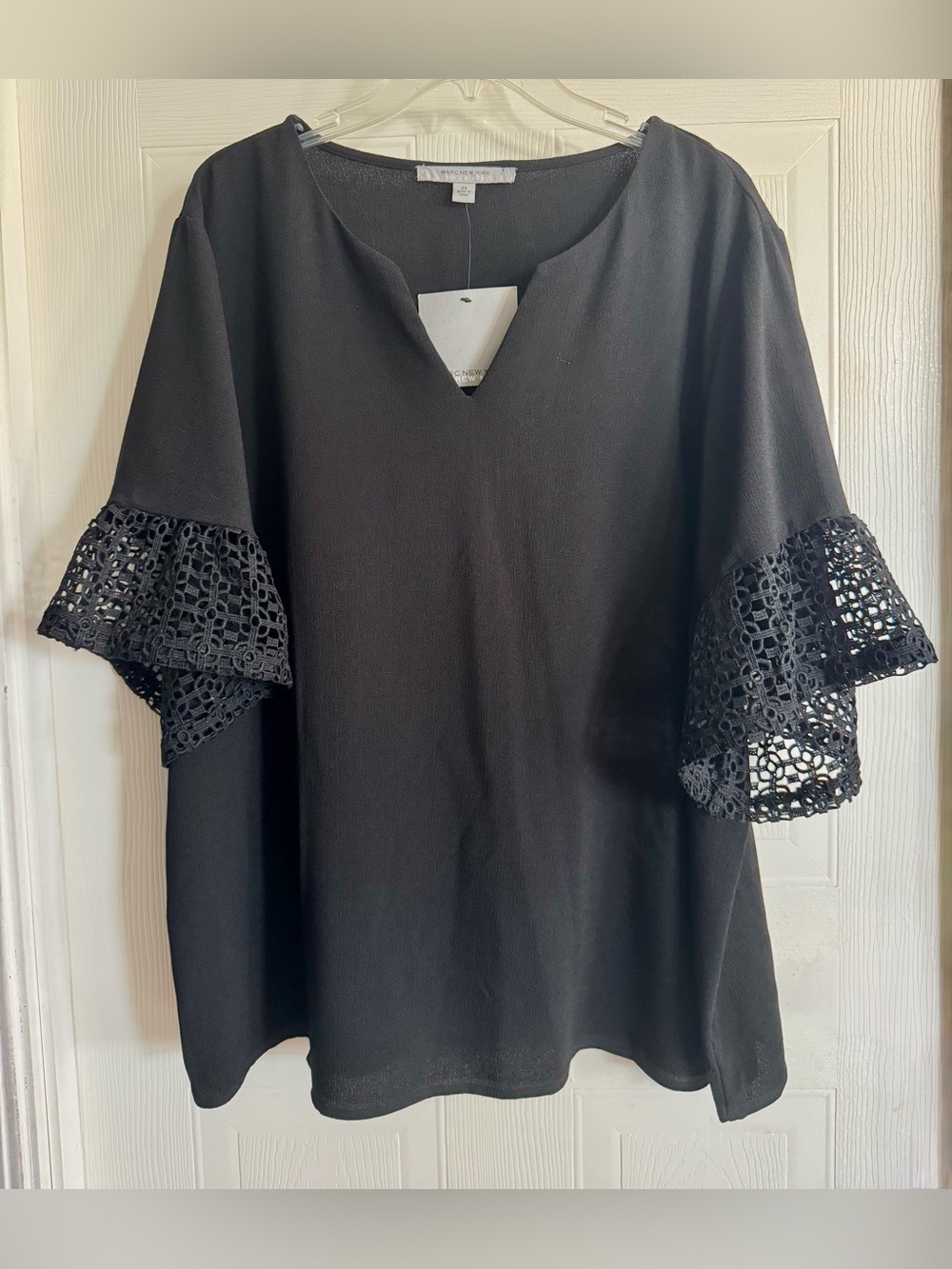 NWT Marc New York Black Crochet Trim Bell Sleeve V-Neck Blouse 2X